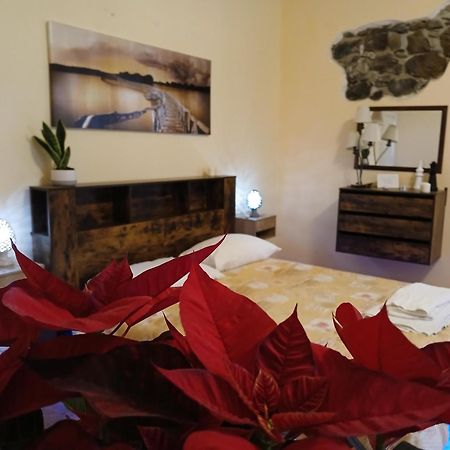 Villa Laura Apartment Giardini Naxos Bagian luar foto